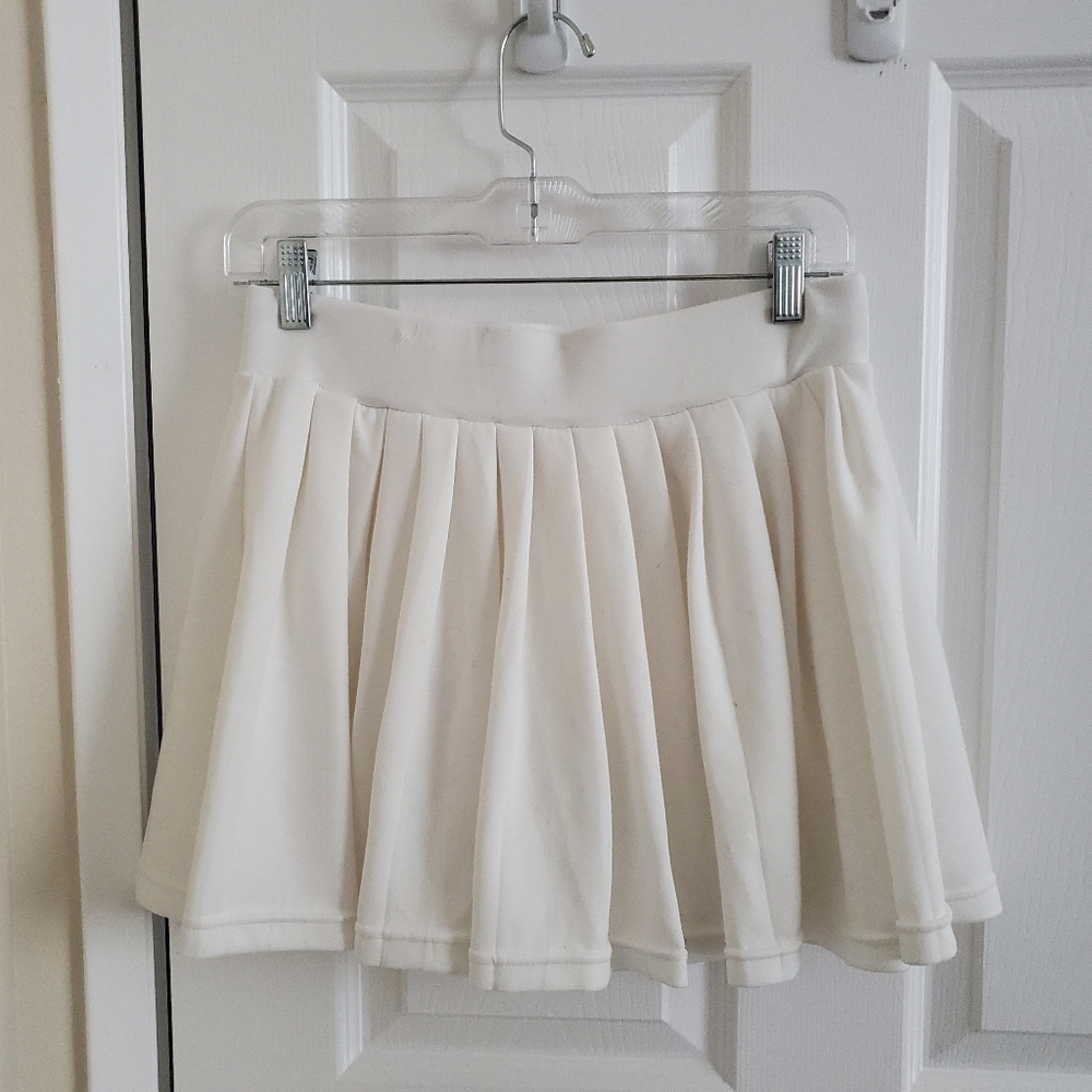 Indero Thick Knit Skirt Shorts